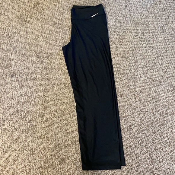 Nike Dri-Fit Black Athletic Pants - Picture 2 of 6